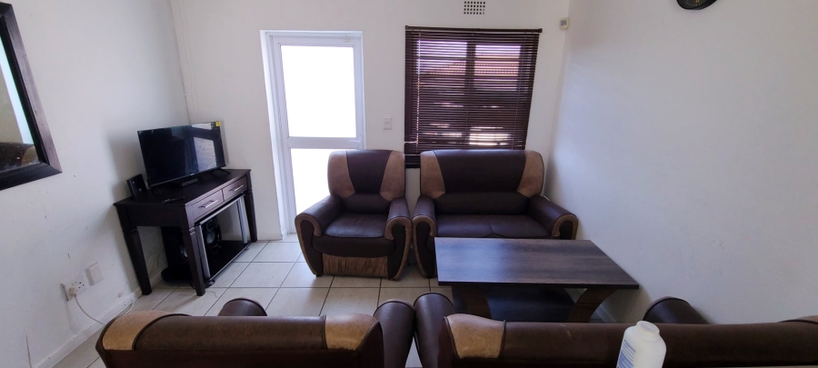 2 Bedroom Property for Sale in Bardale Village Western Cape